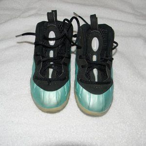 Nike Foamposite like new 9c kids